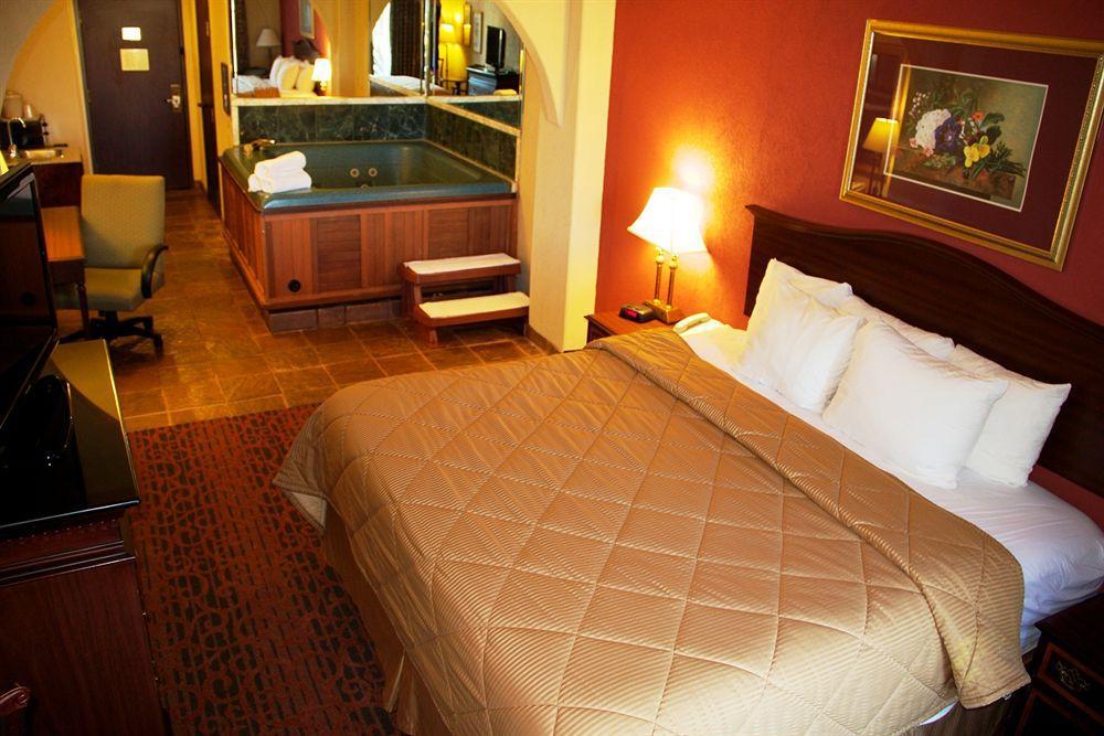 Comfort Inn & Suites Houston West-Katy Bagian luar foto