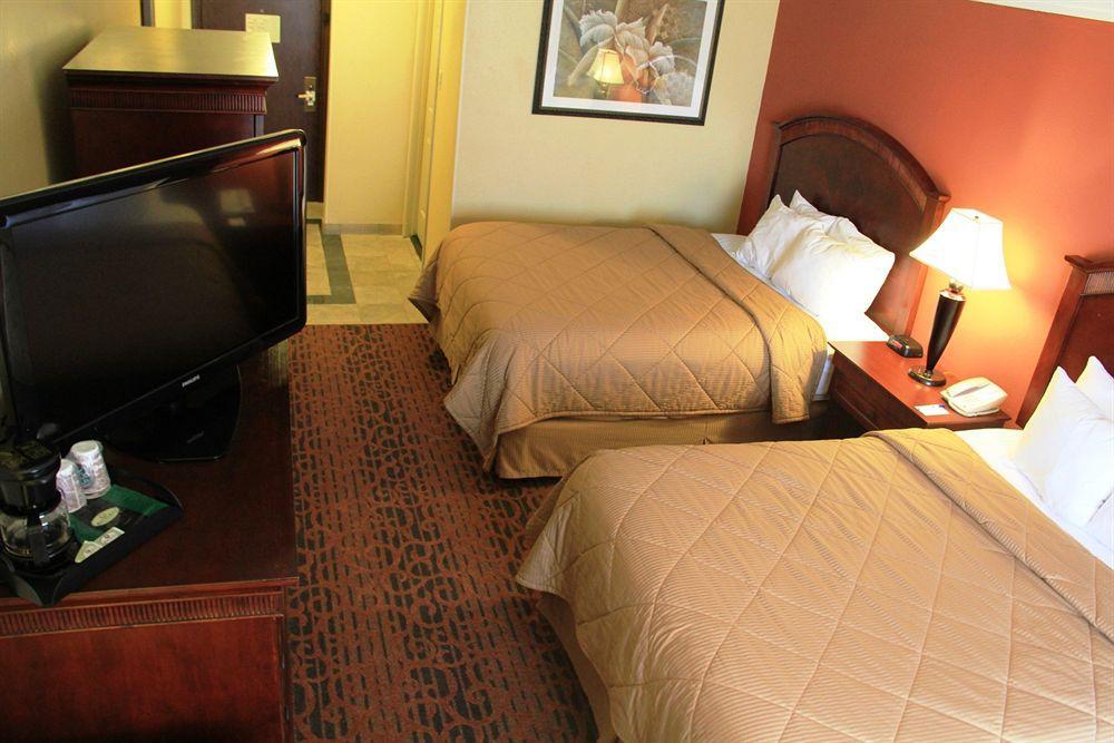 Comfort Inn & Suites Houston West-Katy Bagian luar foto