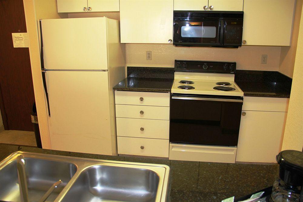 Comfort Inn & Suites Houston West-Katy Bagian luar foto
