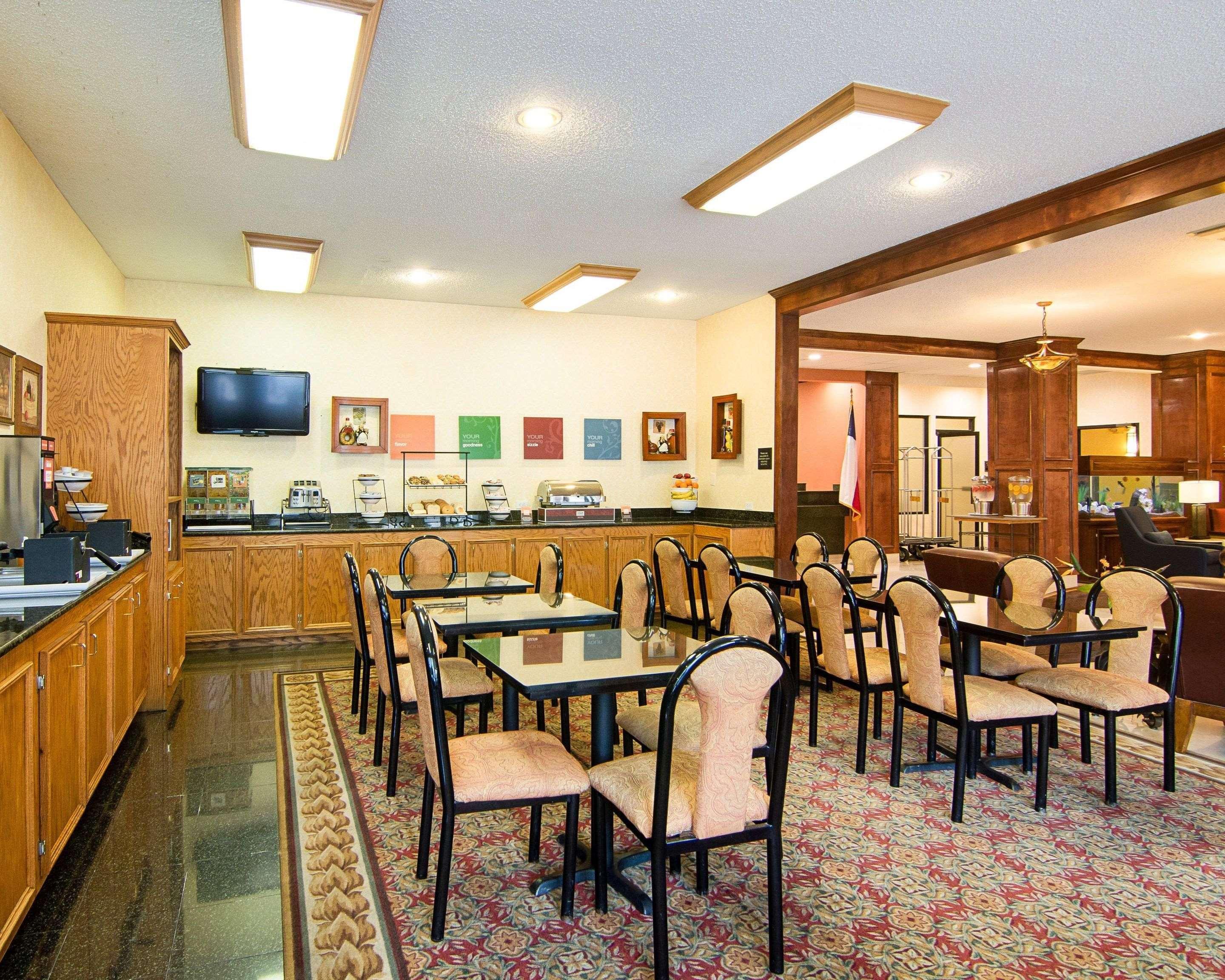 Comfort Inn & Suites Houston West-Katy Bagian luar foto
